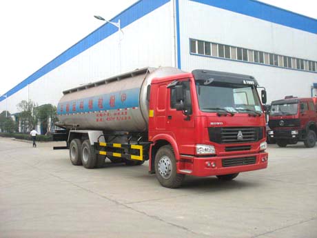 重汽豪濼后八輪粉粒物料運輸車