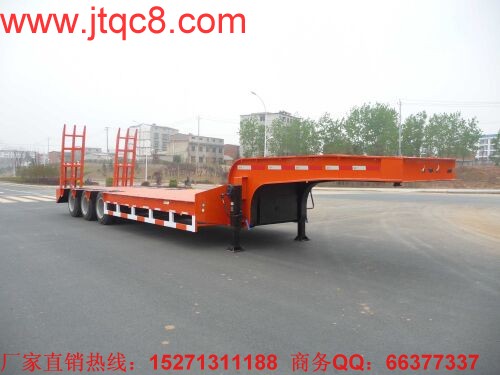 低平板半掛車(chē)